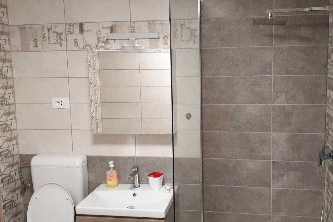 בובק Apartmaji Vitez Apartma 1 מראה חיצוני תמונה